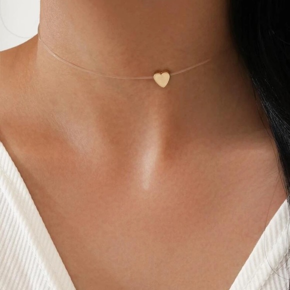 mam262 Jewelry - Floating gold heart choker